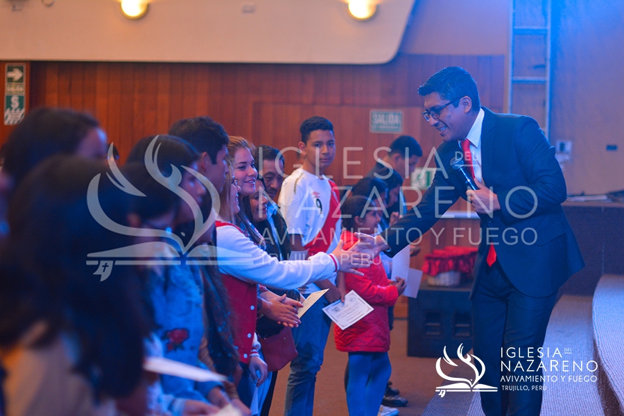 Celebraci&oacute;n Y Avivamiento