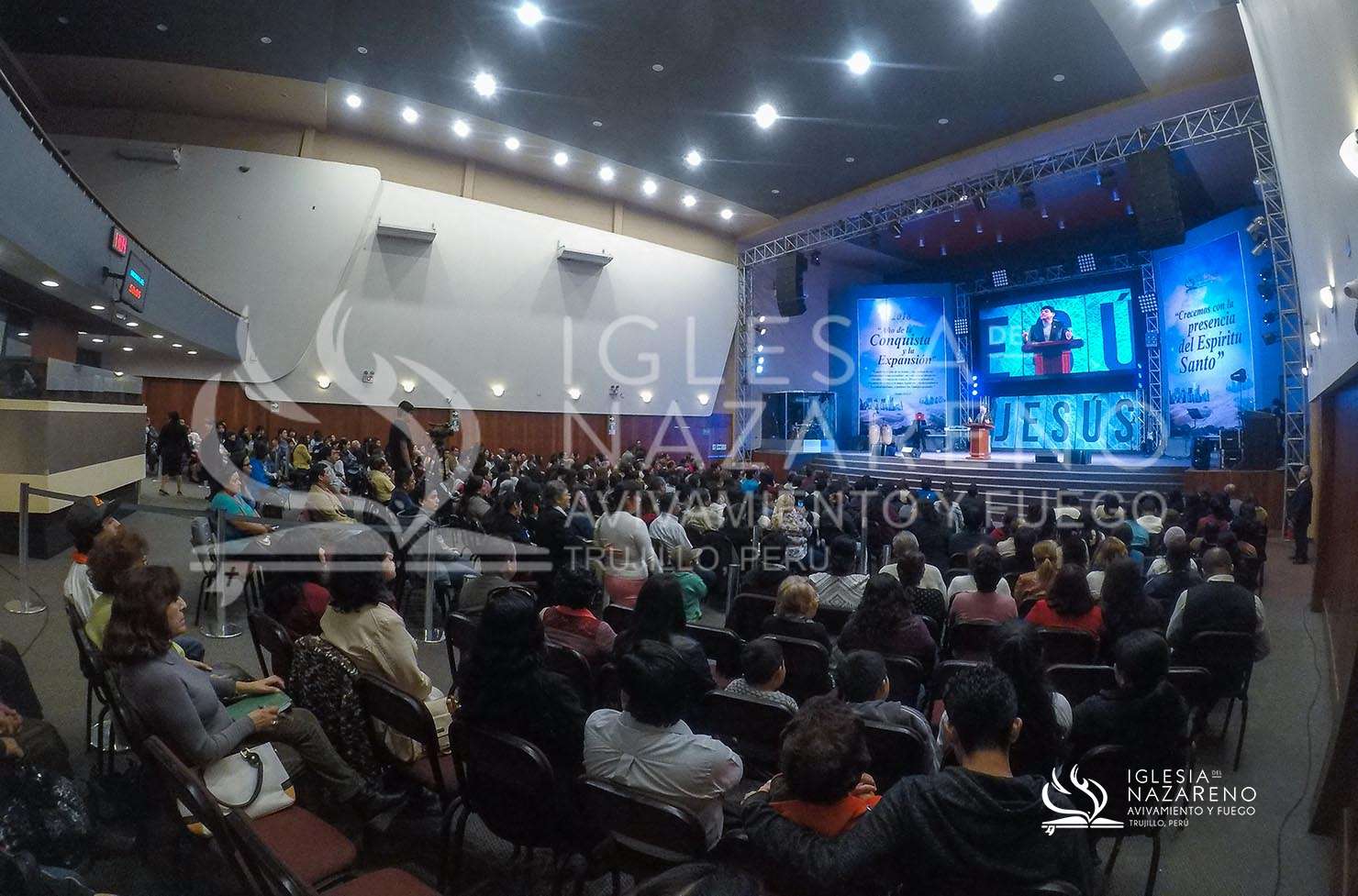 Celebraci&oacute;n Y Avivamiento