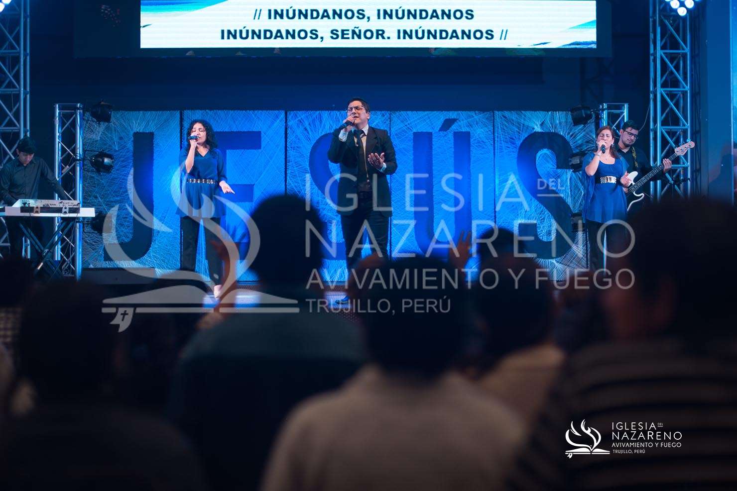 Celebraci&oacute;n Y Avivamiento