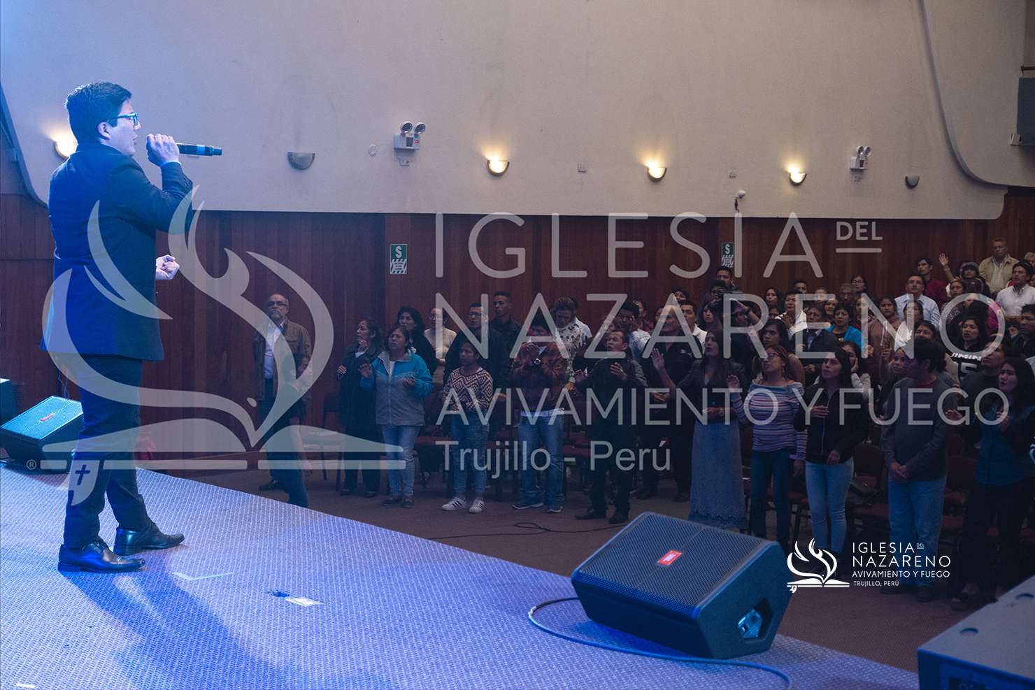Celebraci&oacute;n Y Avivamiento