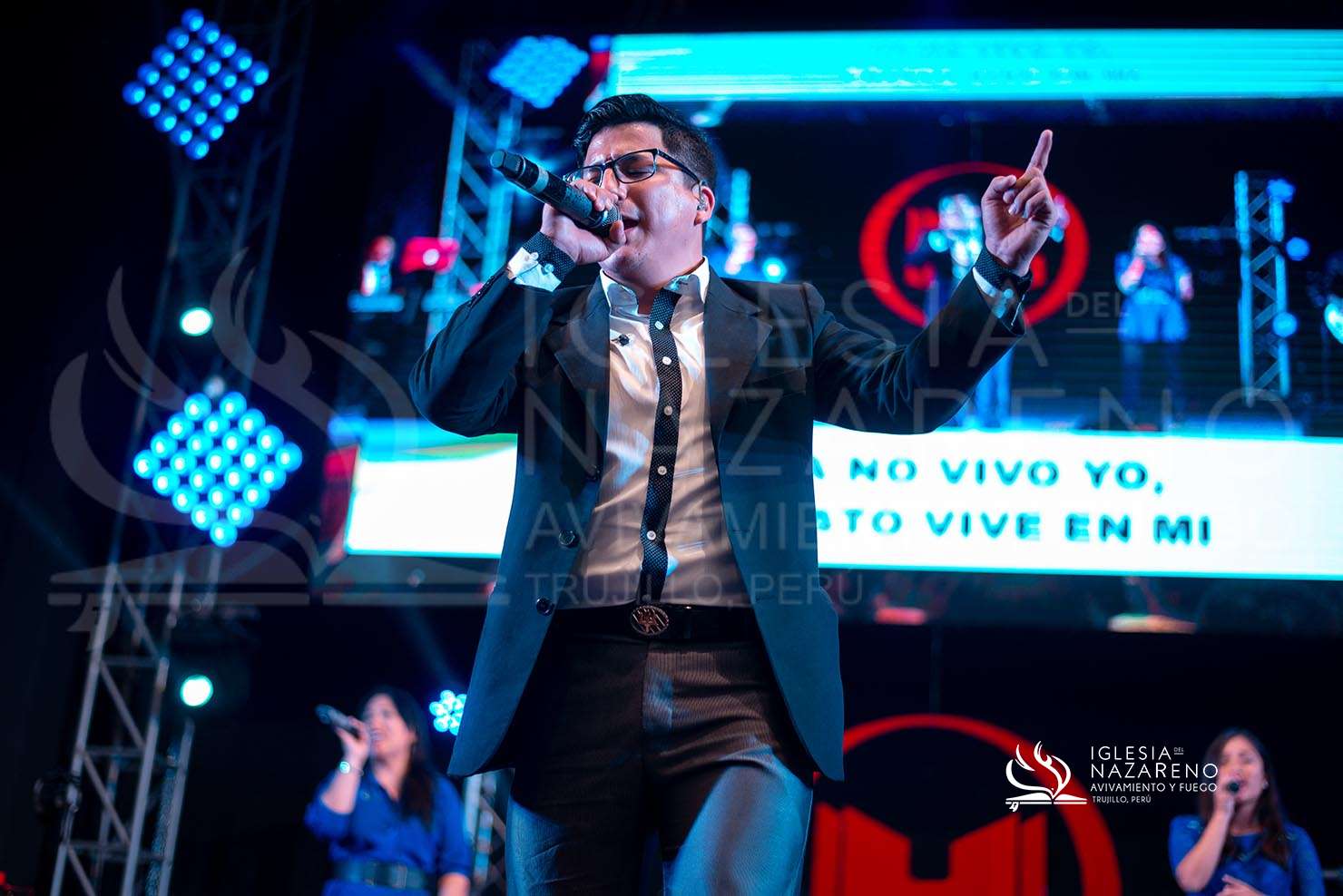 Celebraci&oacute;n Y Avivamiento