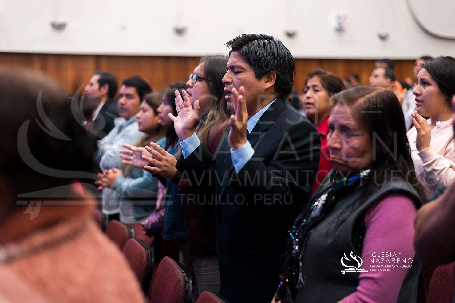 Celebraci&oacute;n Y Avivamiento