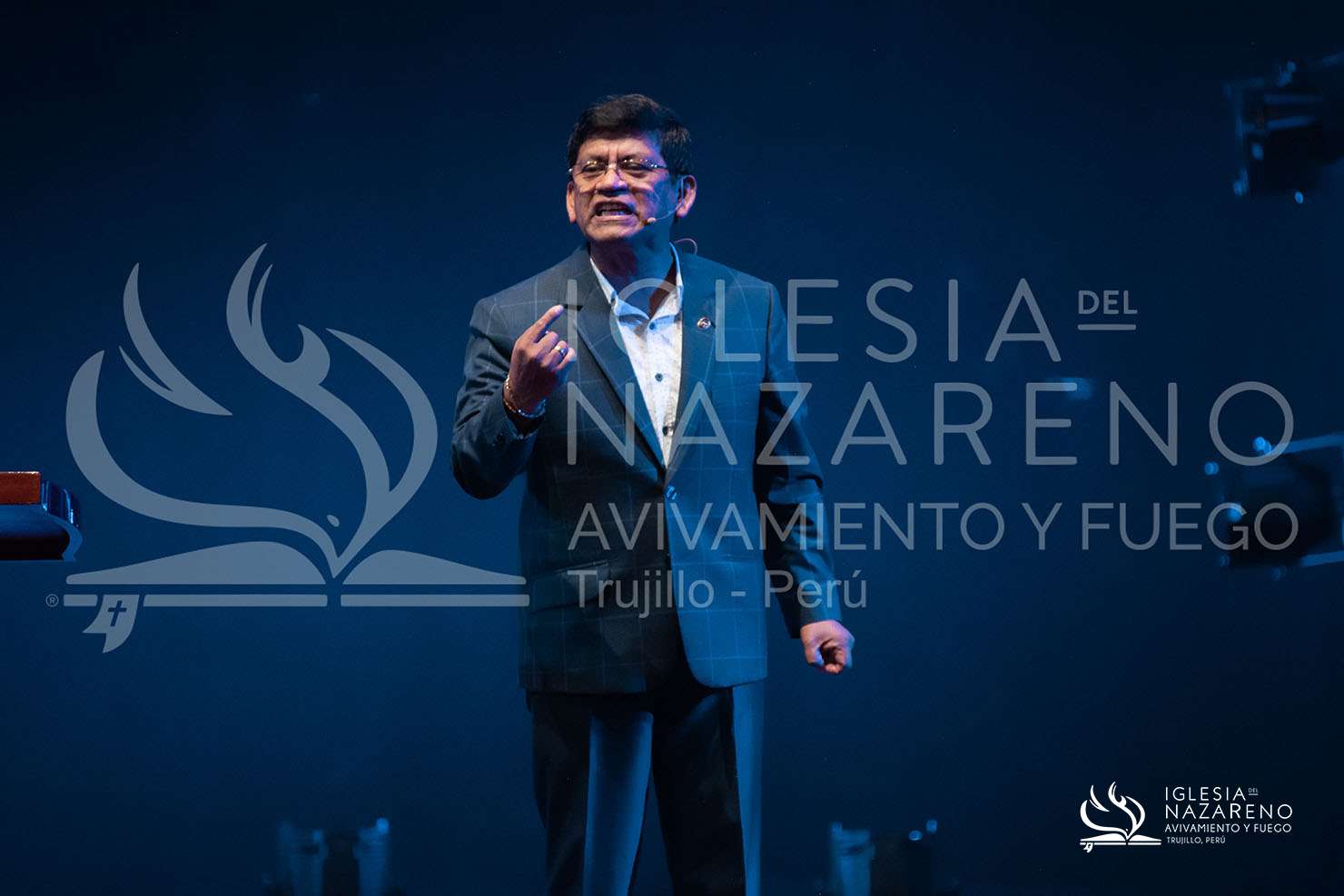 Celebraci&oacute;n Y Avivamiento