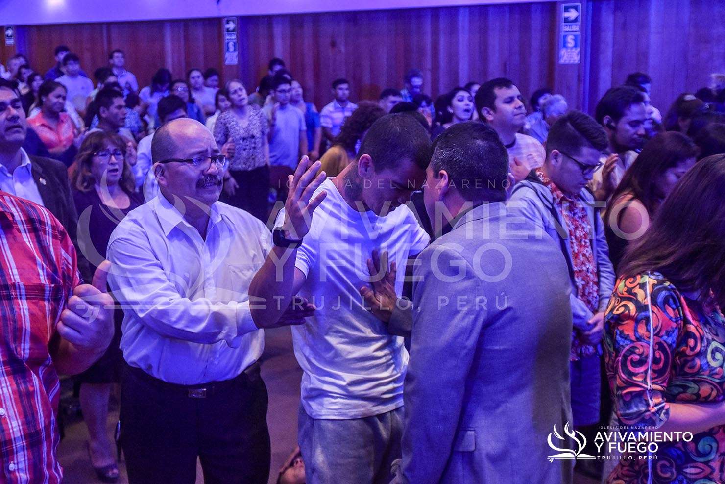 Celebraci&oacute;n Y Avivamiento