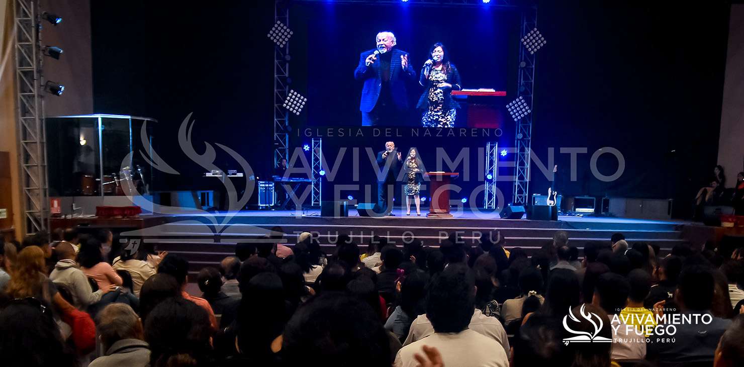 Celebraci&oacute;n Y Avivamiento 