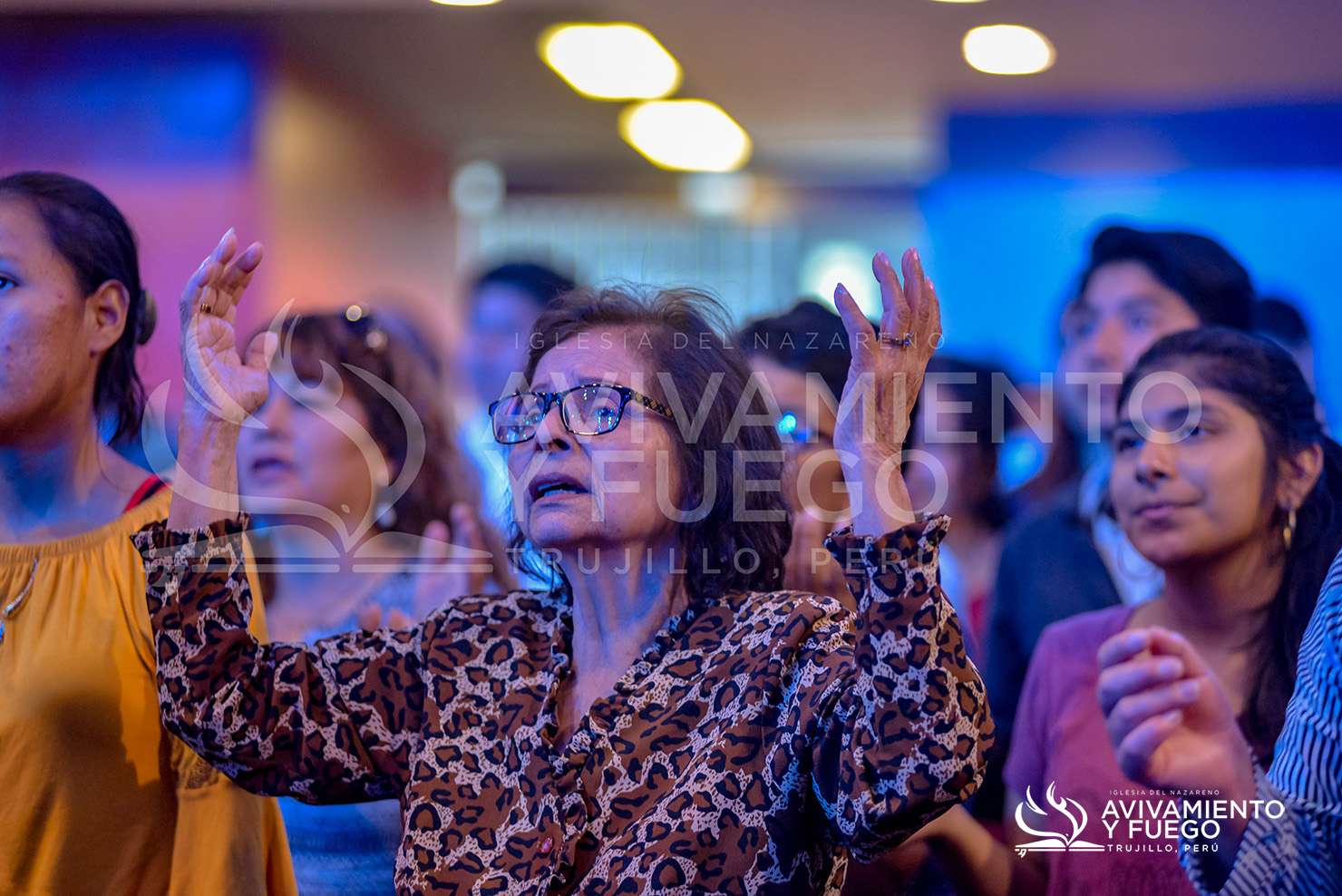 Celebraci&oacute;n Y Avivamiento 