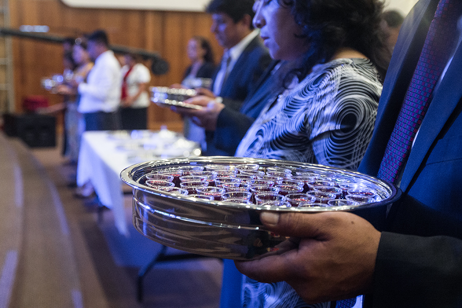 Celebraci&oacute;n Y Avivamiento