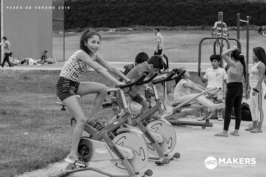 Paseo de Verano Jni Makers