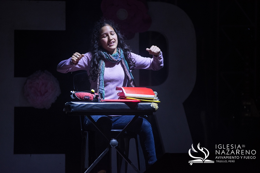 Conferencia El arte de ser Mujer