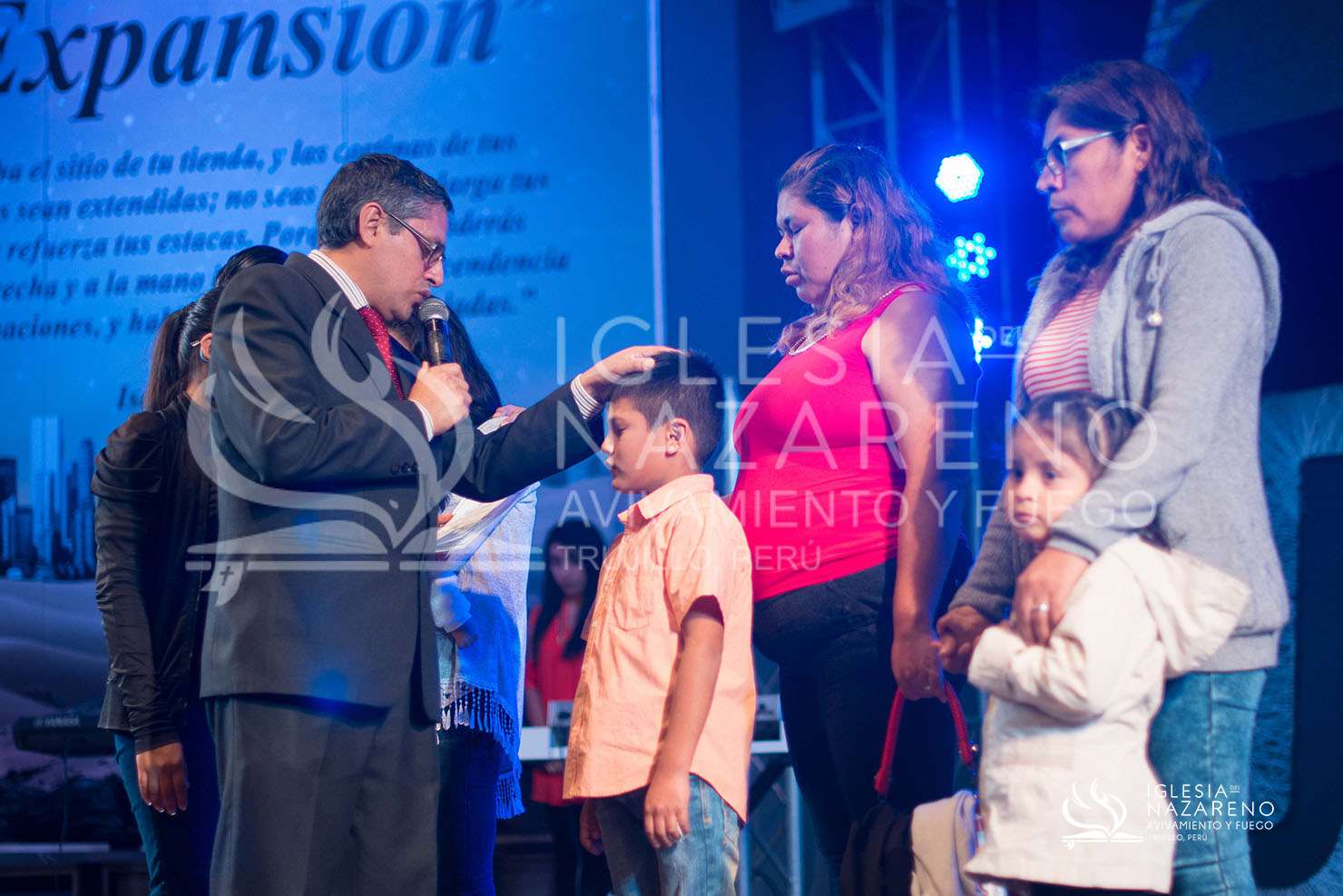 Celebraci&oacute;n Y Avivamiento