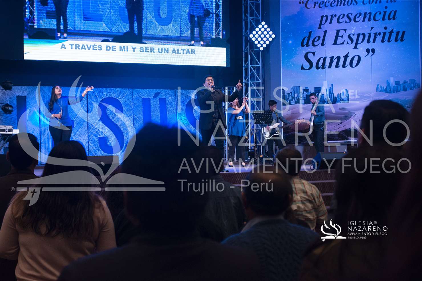 Celebraci&oacute;n Y Avivamiento