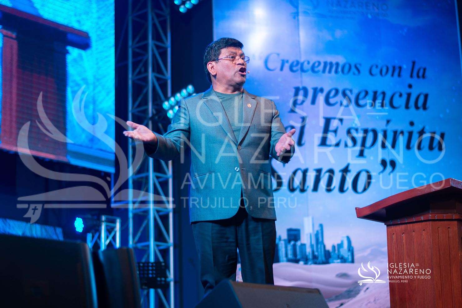 Celebraci&oacute;n Y Avivamiento