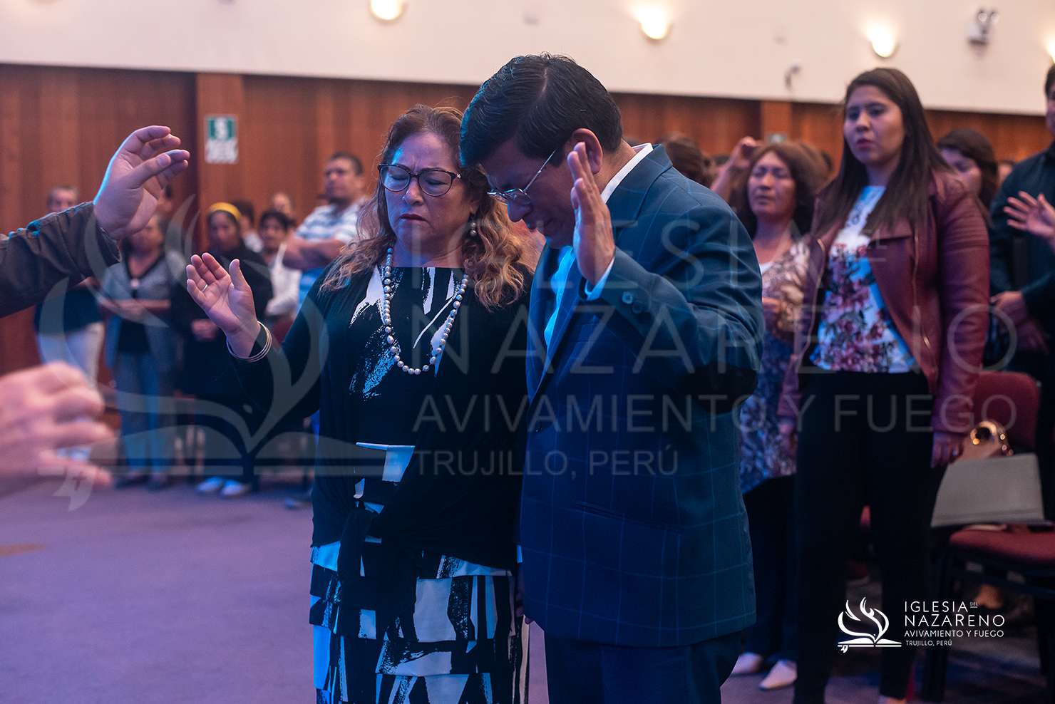 Celebraci&oacute;n Y Avivamiento