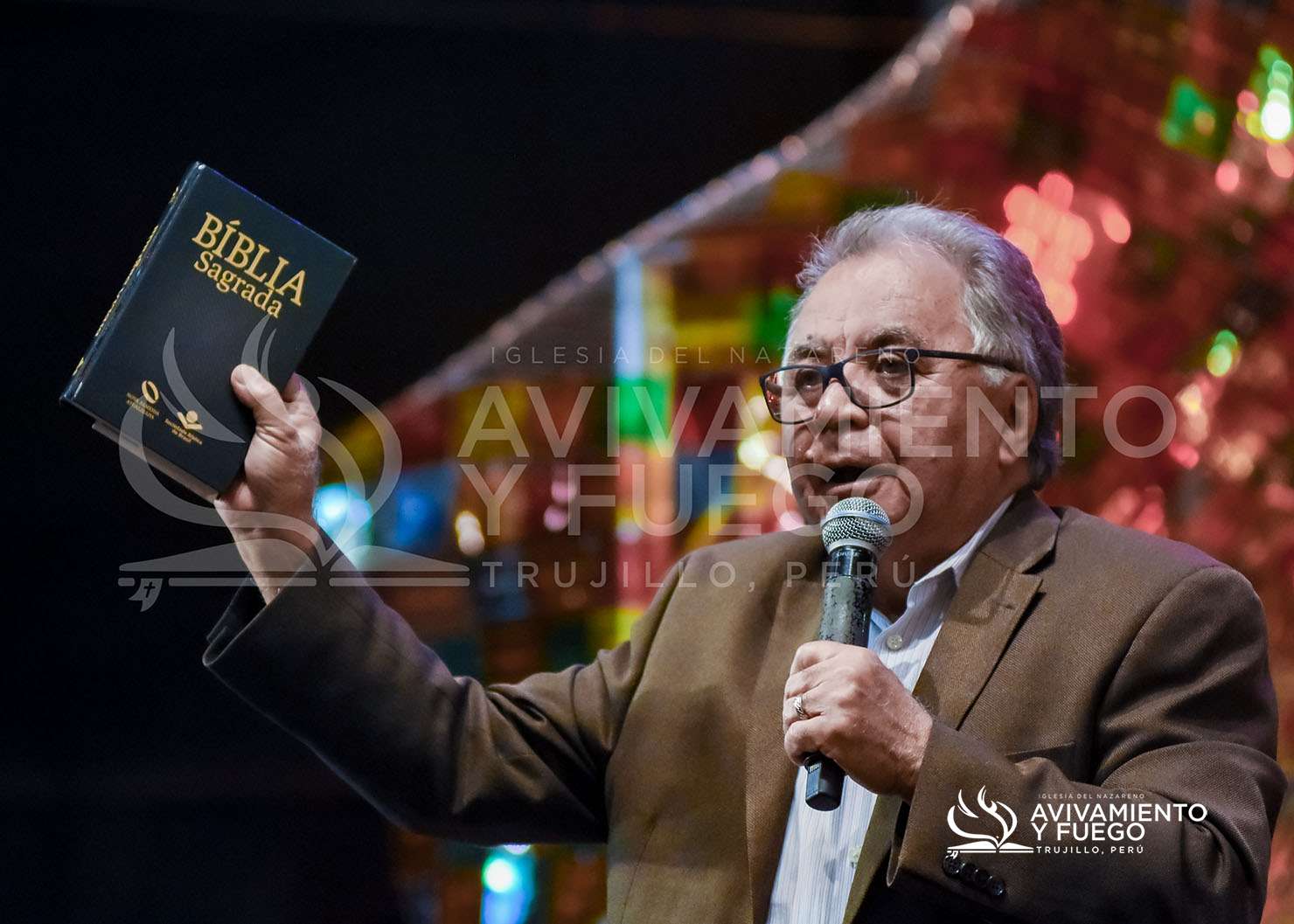 Celebraci&oacute;n Y Avivamiento