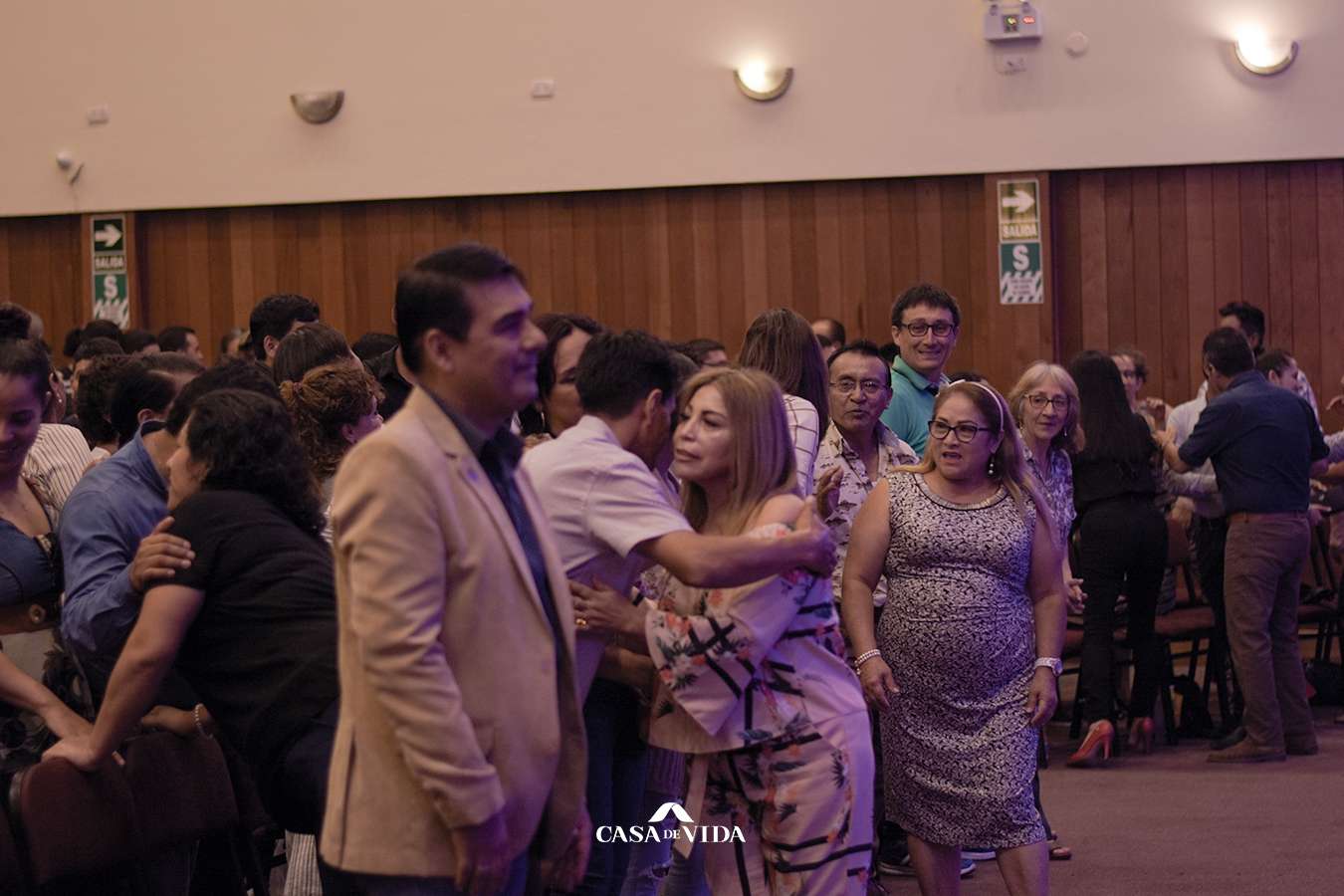 Celebraci&oacute;n Y Avivamiento