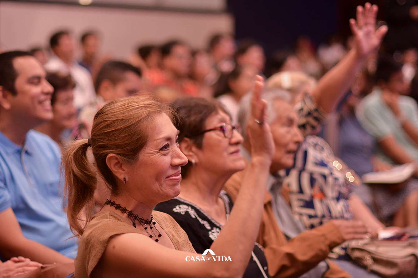 Celebraci&oacute;n Y Avivamiento